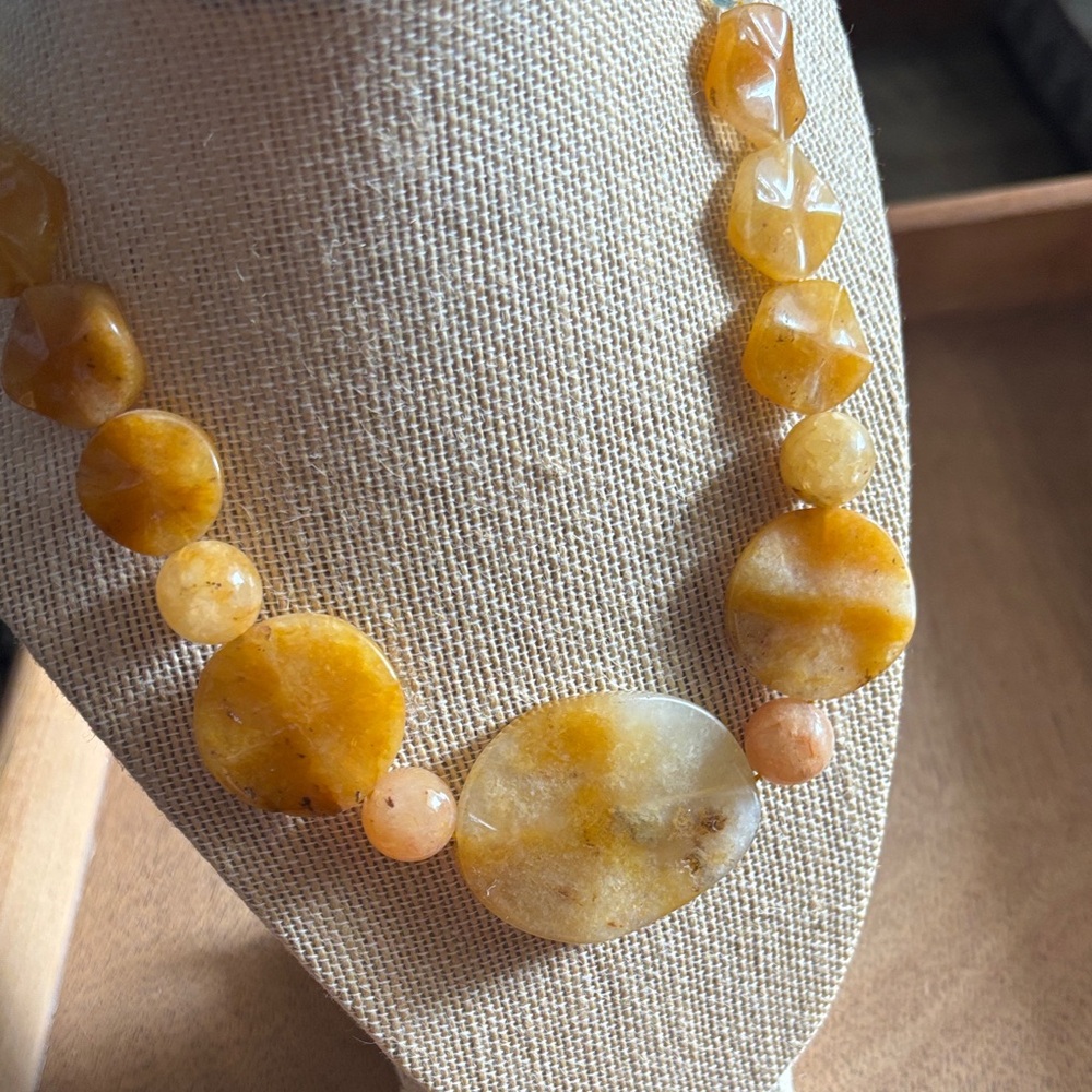 Stunning Natural Agate Beaded Statement Necklace - image 5